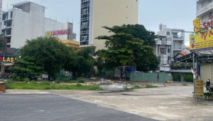 Bán nhà 164 Nguyễn Văn Linh, Quận 7. DT: 8.0m x 21.0m, diện tích: 198m2 giá: 57.0 tỷ