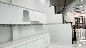 Bán nhà 28/9/16 Lương Văn Can, Quận 8. DT: 3.4m x 24.0m, diện tích: 85m2 giá: 5.9 tỷ