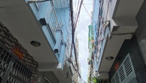Bán nhà 5/36/67 Mễ Cốc, Quận 8. DT: 3.2m x 11.4m, diện tích: 162m2 giá: 2.6 tỷ