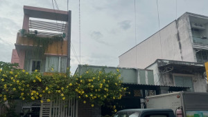 Bán nhà 9 Mai Hắc Đế, Quận 8. DT: 5.0m x 30.0m, diện tích: 143m2 giá: 10.5 tỷ