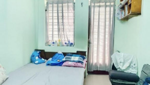 Bán nhà 285/154 Cách Mạng Tháng Tám, Quận 10. DT: 2.8m x 28.0m, diện tích: 65m2 giá: 16.8 tỷ