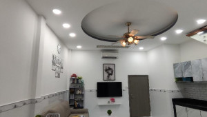 Bán nhà 539/18 Cách Mạng Tháng 8, Quận 10. DT: 5.6m x 6.0m, diện tích: 33m2 giá: 4.1 tỷ