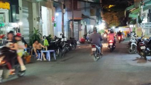 Bán nhà 152/54/33E Lạc Long Quân, Quận 11. DT: 3.0m x 7.0m, diện tích: 21m2 giá: 2.45 tỷ