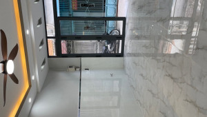 Bán nhà 152/54/24D Lạc Long Quân, Quận 11. DT: 4.2m x 10.5m, diện tích: 44m2 giá: 5.2 tỷ