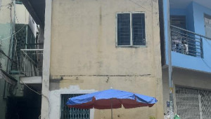 Bán nhà 152/54/46A Lạc Long Quân, Quận 11. DT: 4.0m x 3.5m, diện tích: 12m2 giá: 2.398 tỷ