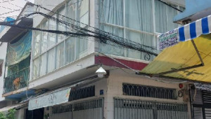 Bán nhà 341/2HA Lạc Long Quân, Quận 11. DT: 4.0m x 4.0m, diện tích: 12m2 giá: 2.98 tỷ