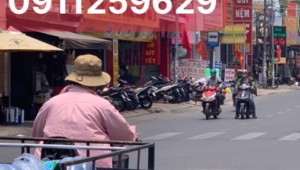 Bán nhà 26A Nguyễn Ảnh Thủ, Quận 12. DT: 12.4m x 40.0m, diện tích: 548m2 giá: 50.0 tỷ