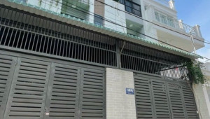 Bán nhà 194/5/3/2 Thạnh Lộc 40, Quận 12. DT: 7.0m x 15.0m, diện tích: 104m2 giá: 5.6 tỷ