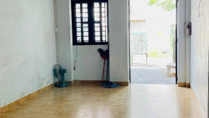Bán nhà 84/6 Trường Chinh, Quận 12. DT: 3.8m x 25.0m, diện tích: 93m2 giá: 6.3 tỷ