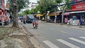 Bán nhà 11/5 Nguyễn Văn Quá, Quận 12. DT: 6.3m x 0.0m, diện tích: 60m2 giá: 12.0 tỷ