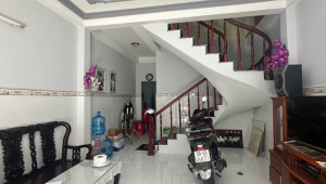 Bán nhà 2/37/5 ĐHT19, Quận 12. DT: 4.0m x 12.0m, diện tích: 47m2 giá: 4.7 tỷ