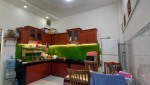 Bán nhà 49/17/11 Đông Hưng Thuận 06, Quận 12. DT: 5.5m x 12.5m, diện tích: 70m2 giá: 4.95 tỷ