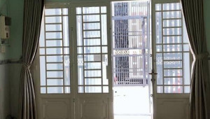 Bán nhà 15/2 ĐHT 31, Quận 12. DT: 4.1m x 12.2m, diện tích: 51m2 giá: 3.5 tỷ