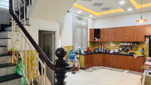 Bán nhà 257/16/1/1 Phạm đăng giảng, Bình Tân. DT: 8.5m x 12.0m, diện tích: 104m2 giá: 7.99 tỷ