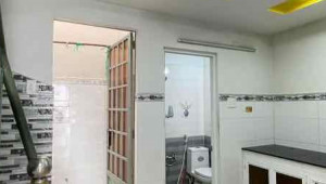 Bán nhà 424/58 Lê Văn Quới, Bình Tân. DT: 4.0m x 11.0m, diện tích: 0m2 giá: 4.8 tỷ