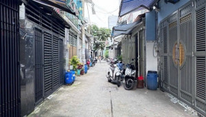 Bán nhà 31/39/1 đường số 3, Bình Tân. DT: 4.0m x 8.0m, diện tích: 32m2 giá: 3.59 tỷ