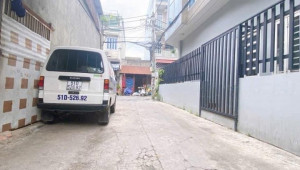 Bán nhà 272/6/1B Gò Xoài, Bình Tân. DT: 4.0m x 16.0m, diện tích: 63m2 giá: 5.7 tỷ