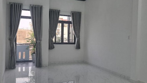 Bán nhà 95/10 Chiến Lược, Bình Tân. DT: 4.0m x 16.0m, diện tích: 54m2 giá: 5.4 tỷ