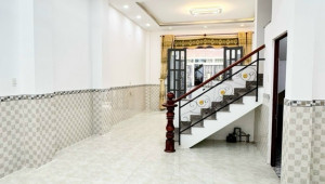 Bán nhà 650/19/2A Hương Lộ 2, Bình Tân. DT: 5.5m x 12.0m, diện tích: 65m2 giá: 5.85 tỷ