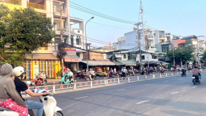 Bán nhà 11 Tên Lửa, Bình Tân. DT: 7.0m x 43.0m, diện tích: 547m2 giá: 79.0 tỷ