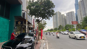 Bán nhà 37 A Nguyễn Hữu Cảnh, Bình Thạnh. DT: 4.3m x 8.4m, diện tích: 35m2 giá: 10.9 tỷ