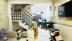 Bán nhà 378/18 Xô Viết Nghệ Tĩnh, Bình Thạnh. DT: 3.1m x 10.0m, diện tích: 28m2 giá: 4.2 tỷ