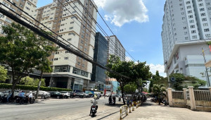 Bán nhà 122-122A Nguyễn Xí, Bình Thạnh. DT: 7.0m x 0.0m, diện tích: 104m2 giá: 58.9 tỷ