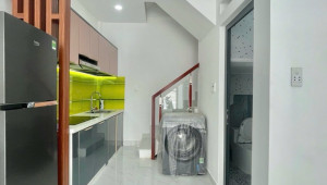 Bán nhà 889 Nguyễn Kiệm, Gò Vấp. DT: 3.7m x 10.0m, diện tích: 37m2 giá: 6.39 tỷ
