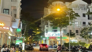 Bán nhà P4-001 Lô C chung cư CH2 Đường số 10 KDC Cityland Phường 10 Đường số 10, Gò Vấp. DT: 8.0m x 11.5m, diện tích: 81m2 giá: 8.9 tỷ