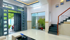 Bán nhà 120/98/90 thích quảng đức, Phú Nhuận. DT: 4.6m x 13.0m, diện tích: 62m2 giá: 7.95 tỷ