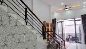 Bán nhà 250/15/14 Nguyễn Thượng Hiền, Phú Nhuận. DT: 4.4m x 13.7m, diện tích: 60m2 giá: 6.99 tỷ