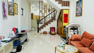 Bán nhà 420/9 Huỳnh Văn Bánh, Phú Nhuận. DT: 4.0m x 19.0m, diện tích: 77m2 giá: 12.5 tỷ