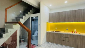 Bán nhà 429/14 Hoàng Văn Thụ, Tân Bình. DT: 4.4m x 10.5m, diện tích: 0m2 giá: 8.99 tỷ