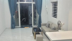 Bán nhà 107/74 Ni Sư Huỳnh Liên, Tân Bình. DT: 4.0m x 10.5m, diện tích: 30m2 giá: 4.25 tỷ