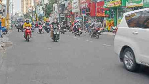 Bán nhà 645 Lạc Long Quân, Tân Bình. DT: 5.0m x 9.5m, diện tích: 47m2 giá: 10.2 tỷ
