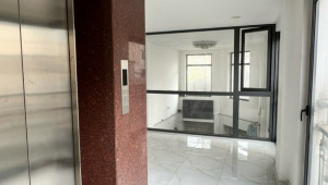 Bán nhà 1017/13A lạc long quân, Tân Bình. DT: 4.5m x 12.5m, diện tích: 53m2 giá: 17.5 tỷ