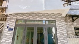 Bán nhà 90/24 Nguyễn Khoái, Quận 4. DT: 3.6m x 11.0m, diện tích: 0m2 giá: 5.75 tỷ